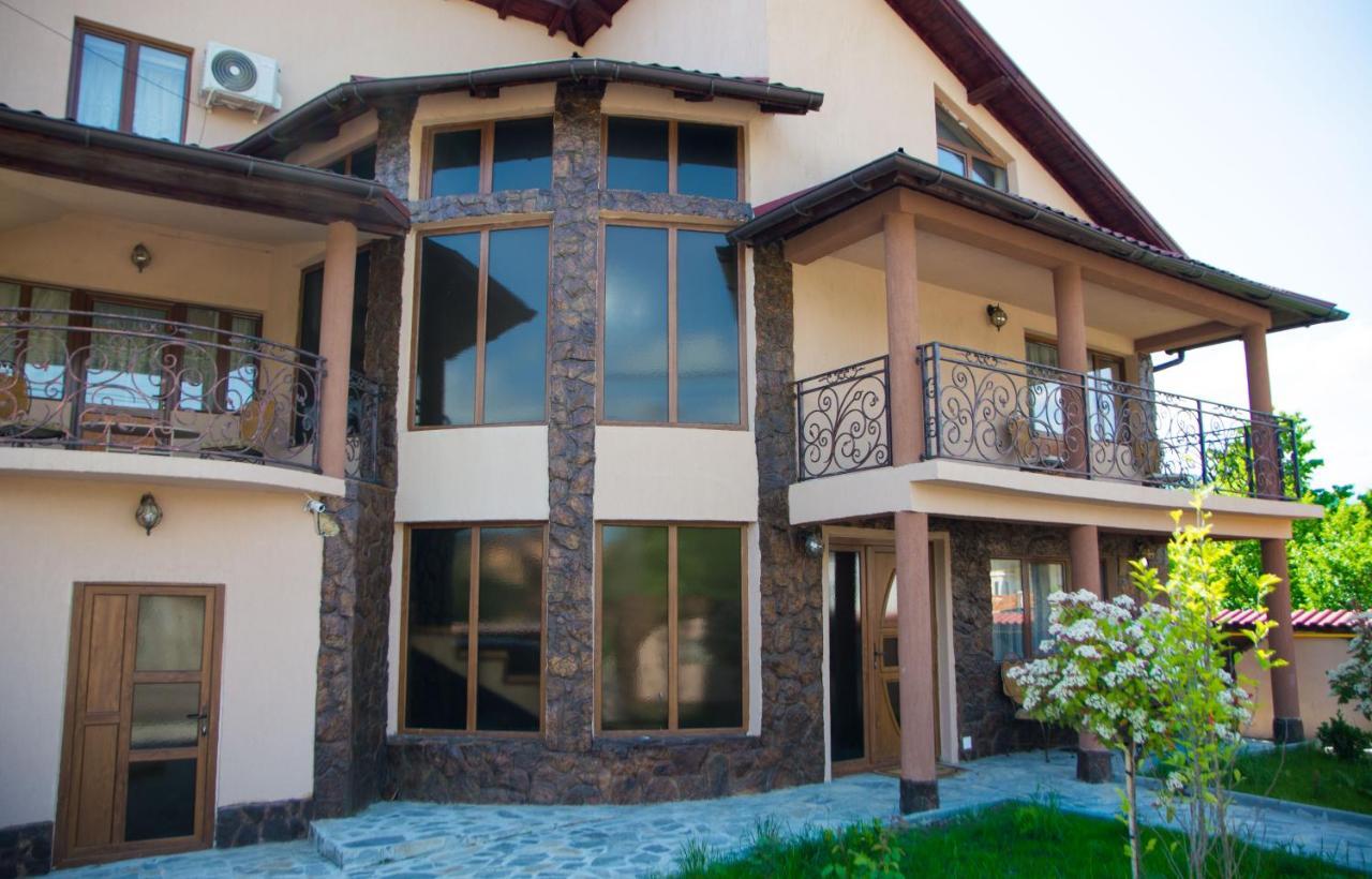 Hotel Casa Alex Si Alexia Jiblea Veche Esterno foto